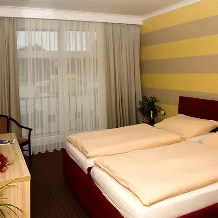 Hotel Mini Akord 3*