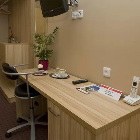 Mini Akord Hotel