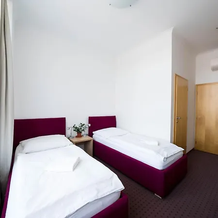 Mini Akord אוסטרבה