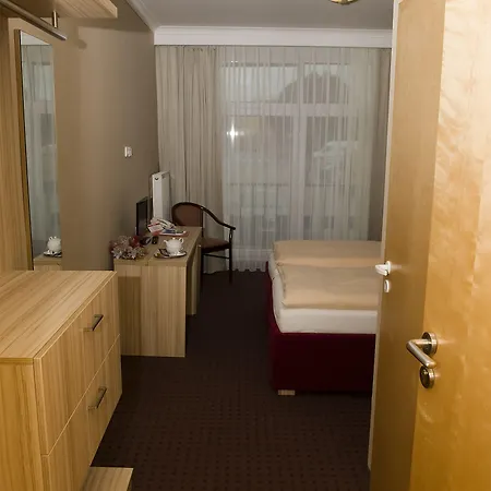 Mini Akord מלון 3*