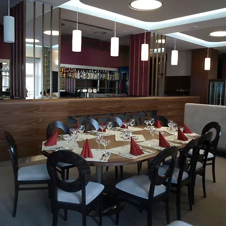 מלון Mini Akord אוסטרבה