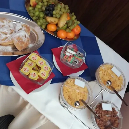 Mini Akord 酒店 俄斯特拉发