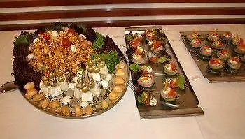 מלון Mini Akord 3*