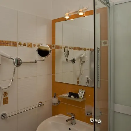 Mini Akord אוסטרבה