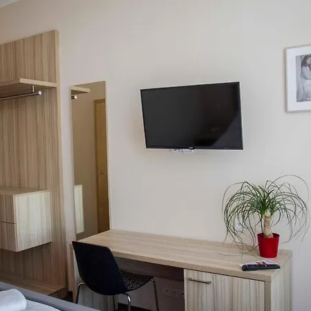 Hotell Mini Akord 3*